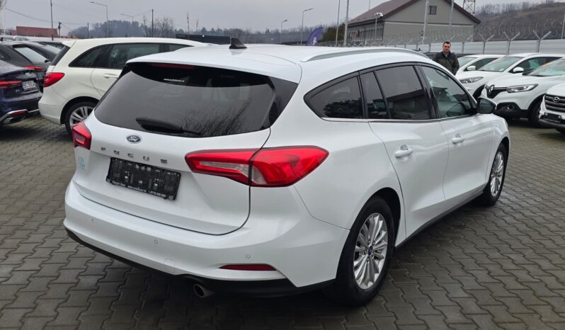 
FORD FOCUS full									