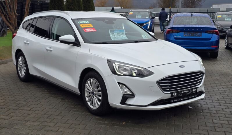 
FORD FOCUS full									
