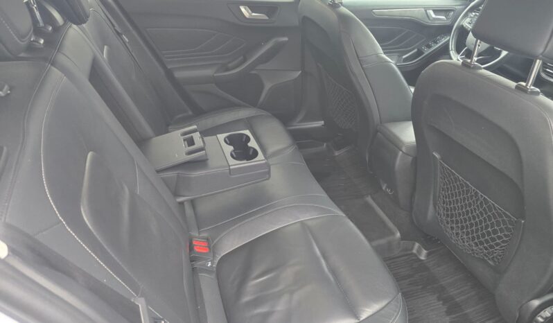 
FORD FOCUS full									