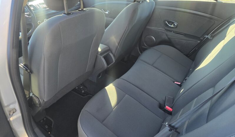 
RENAULT MEGANE full									