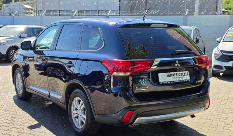 
MITSUBISHI OUTLANDER full									