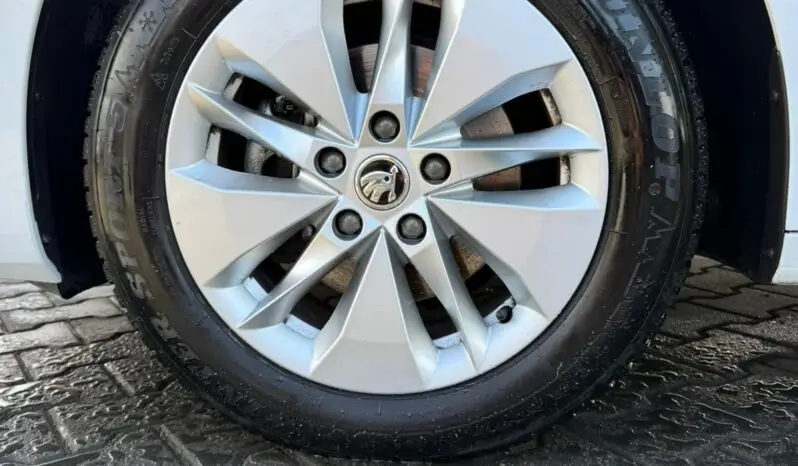 
SKODA OCTAVIA full									