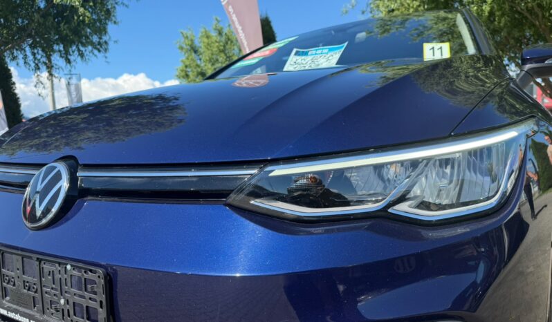 
VOLKSWAGEN GOLF HYBRID full									