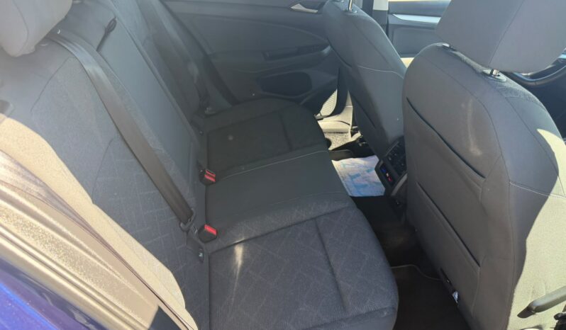 
VOLKSWAGEN GOLF HYBRID full									