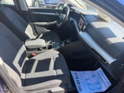 
VOLKSWAGEN GOLF HYBRID full									
