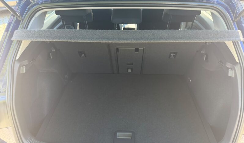 
VOLKSWAGEN GOLF HYBRID full									