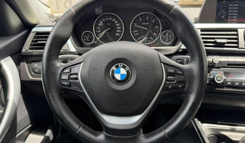 
BMW SERIA 3 TOURING 4X4 full									