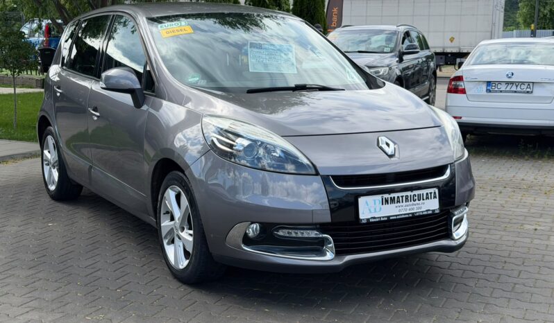 
RENAULT SCENIC full									