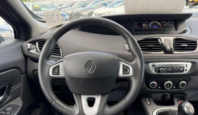 
RENAULT SCENIC full									
