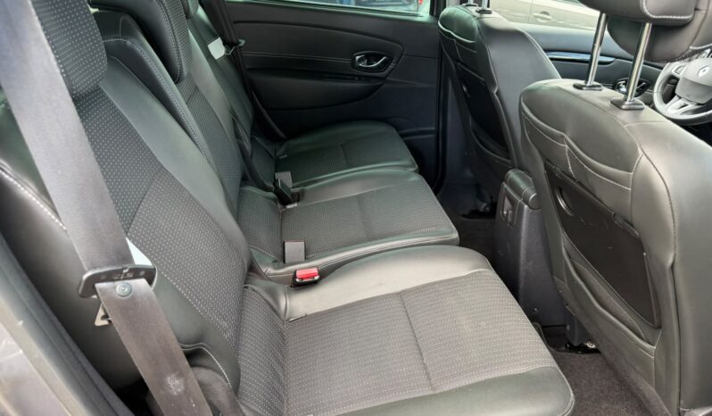 
RENAULT SCENIC full									