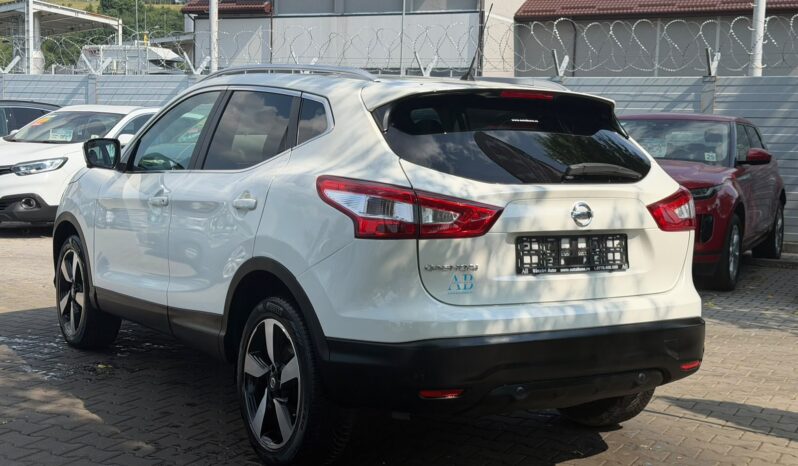 
NISSAN QASHQAI TEKNA+ full									