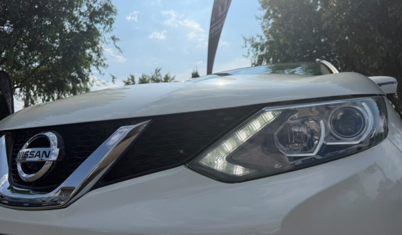 
NISSAN QASHQAI TEKNA+ full									