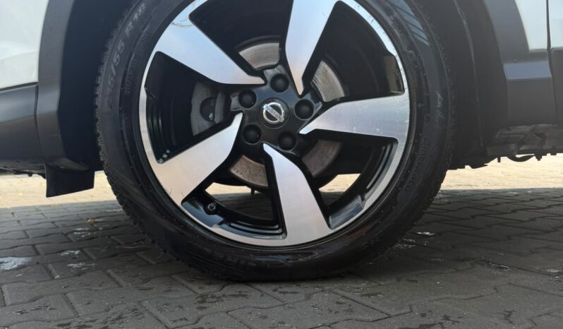 
NISSAN QASHQAI TEKNA+ full									