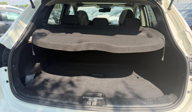 
NISSAN QASHQAI TEKNA+ full									