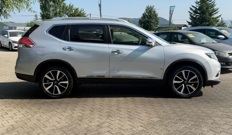 
NISSAN X-TRAIL TEKNA full									