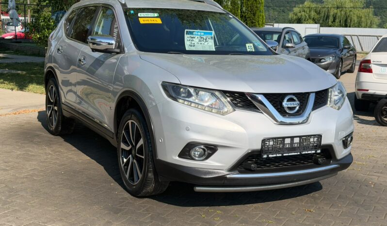 
NISSAN X-TRAIL TEKNA full									