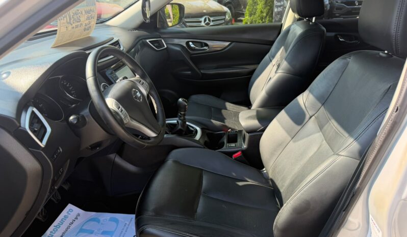 
NISSAN X-TRAIL TEKNA full									