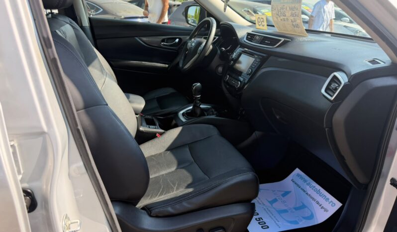 
NISSAN X-TRAIL TEKNA full									