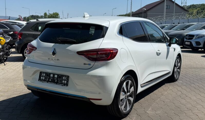 
Renault Clio Esprit Alpine Hybrid full									