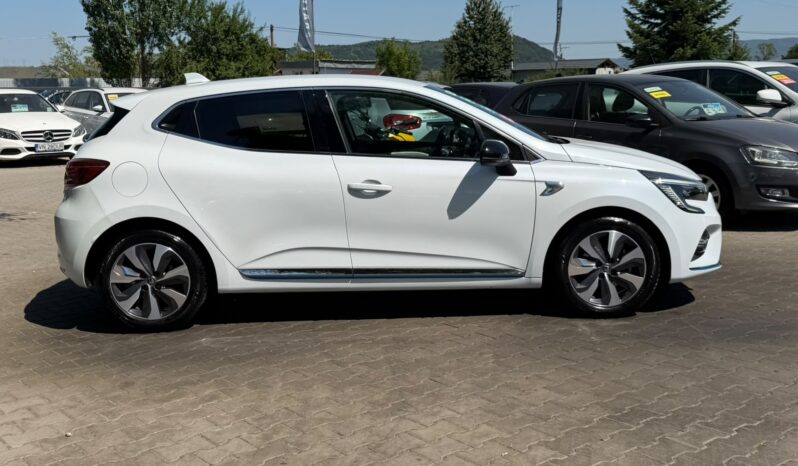 
Renault Clio Esprit Alpine Hybrid full									