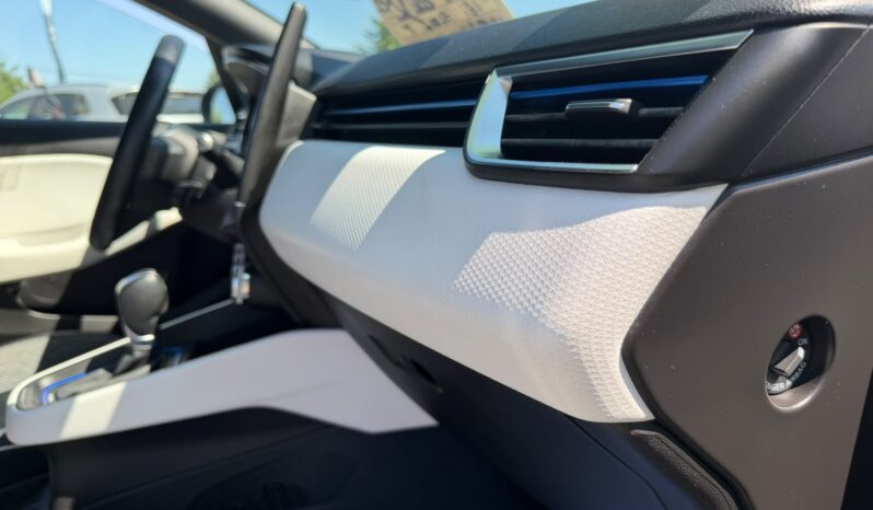 
Renault Clio Esprit Alpine Hybrid full									