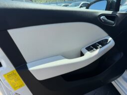 
Renault Clio Esprit Alpine Hybrid full									