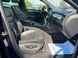 
Volkswagen Touareg full									
