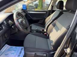 
Skoda Octavia full									