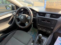 
Skoda Octavia full									