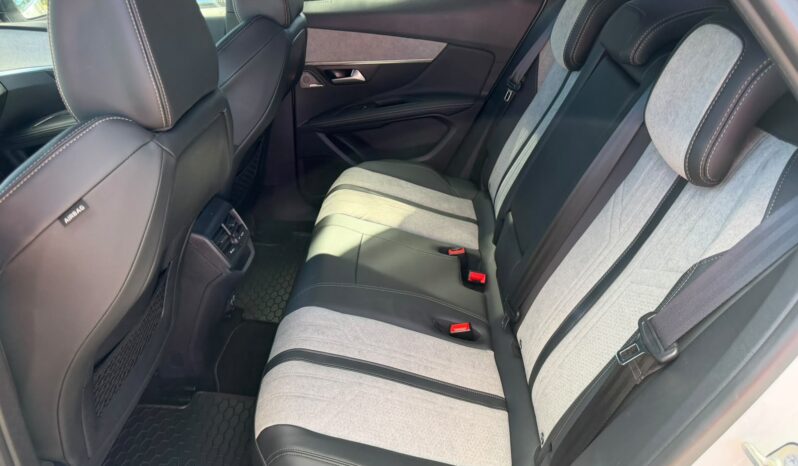 
Peugeot 3008 GT LINE full									