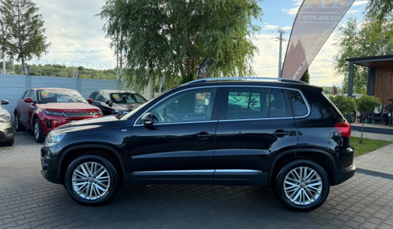 
Volkswagen Tiguan 4MOTION full									