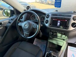
Volkswagen Tiguan 4MOTION full									