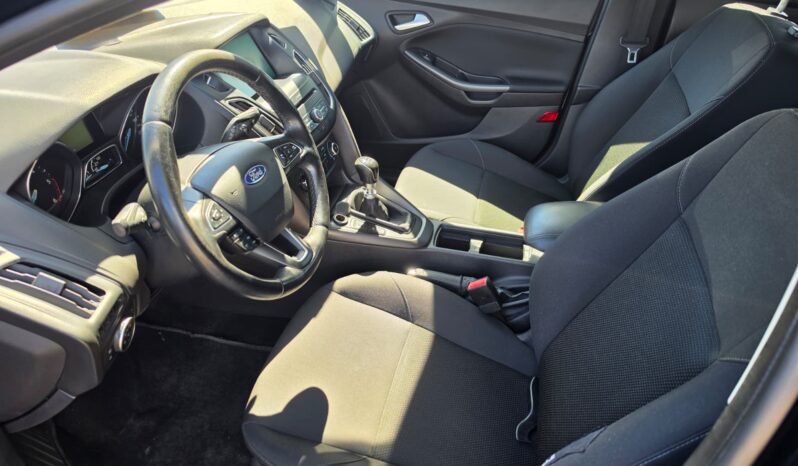 
Ford Focus full									