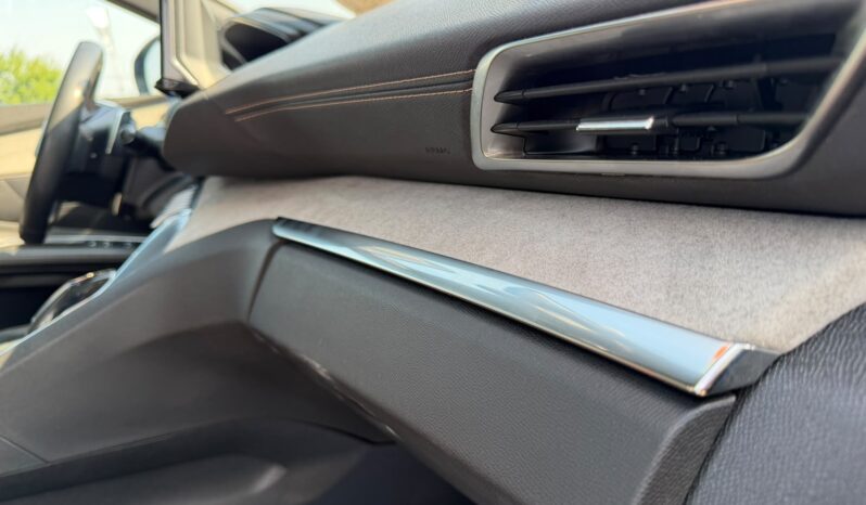 
Peugeot 3008 GT LINE full									