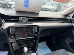 
Volkswagen Passat full									