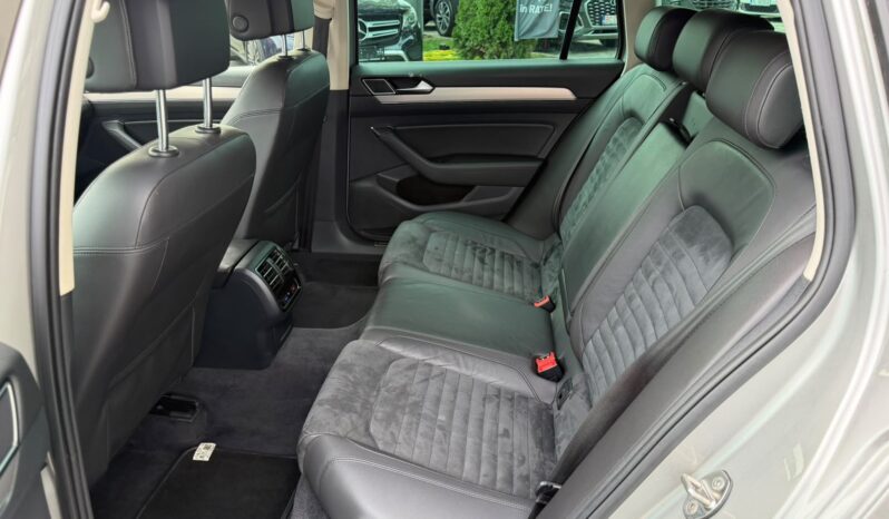 
Volkswagen Passat full									
