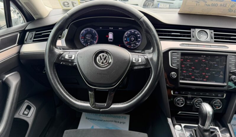
Volkswagen Passat full									