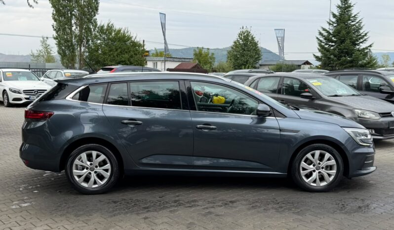 
Renault Megane full									