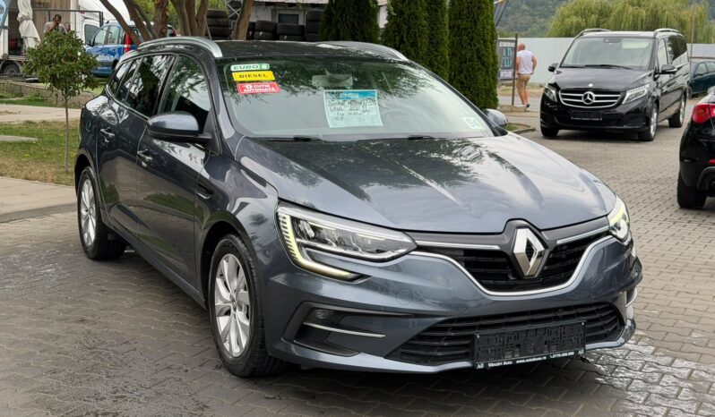 
Renault Megane full									