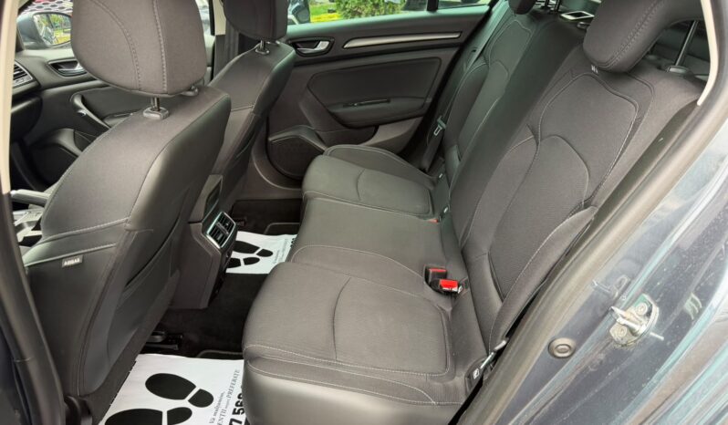 
Renault Megane full									