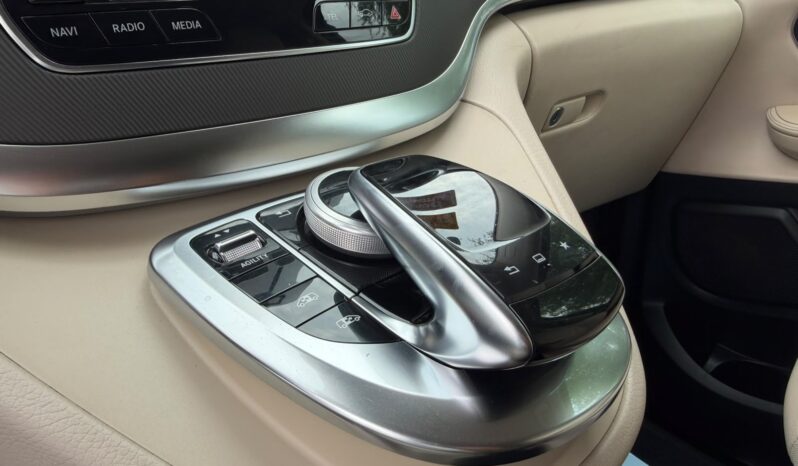 
Mercedes-Benz V Class full									