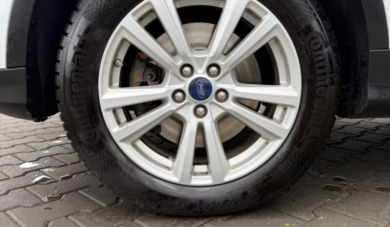 
Ford Kuga TITANIUM full									