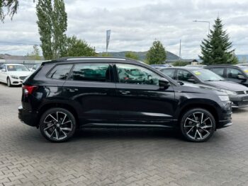 VOLKSWAGEN GOLF HYBRID