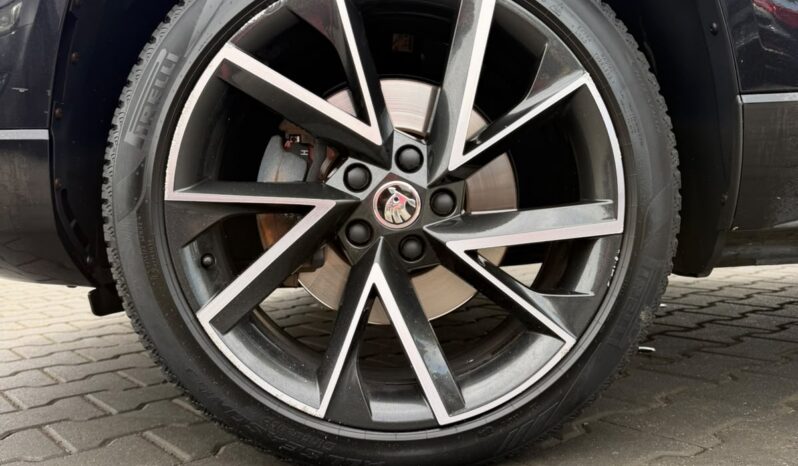 
Skoda Karoq SPORT LINE full									