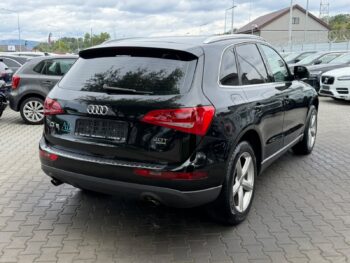 VOLKSWAGEN GOLF HYBRID