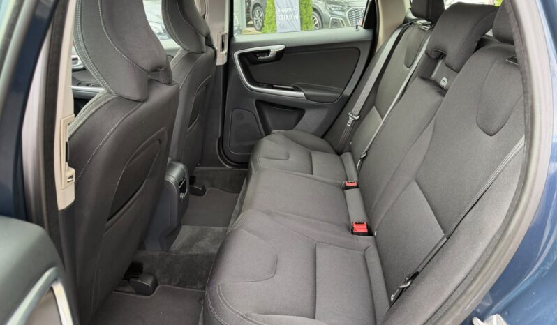 
Volvo XC60 full									