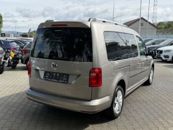 VOLKSWAGEN GOLF HYBRID