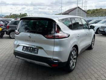 VOLKSWAGEN GOLF HYBRID