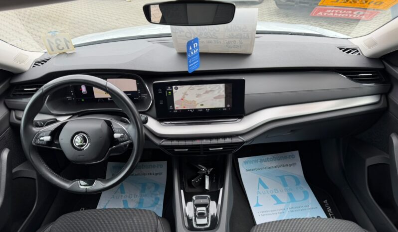 
Skoda Octavia full									