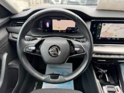 
Skoda Octavia full									